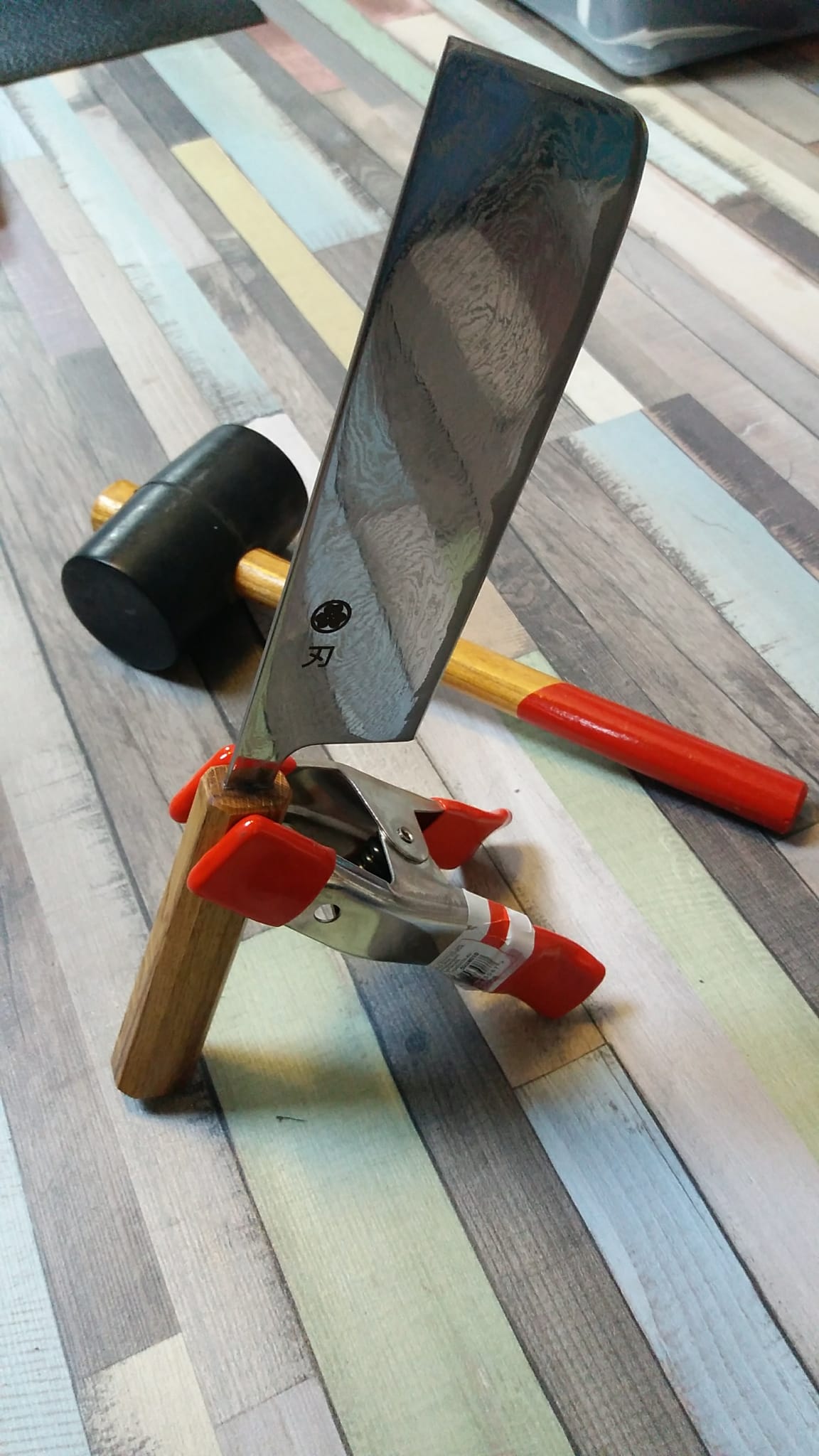 Voorbeeld van onze app op smartphone